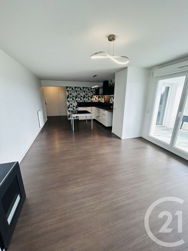 Appartement T3 à louer - 3 pièces - 67.46 m2 - VILLENAVE D ORNON - 33 - AQUITAINE - Century 21 Talent Immobilier