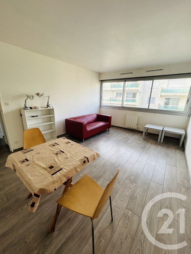 Appartement T2 à louer - 2 pièces - 45.09 m2 - BORDEAUX - 33 - AQUITAINE - Century 21 Talent Immobilier