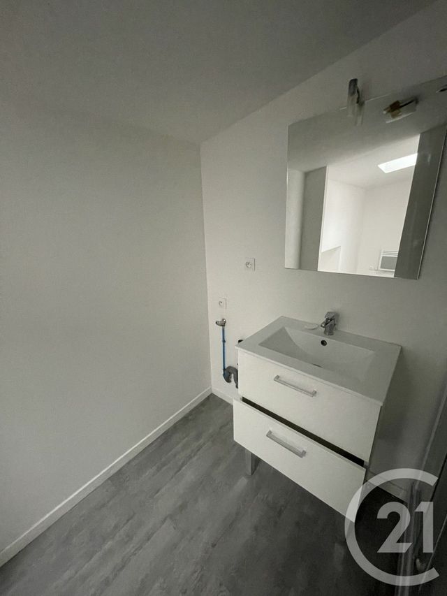 Appartement F1 à louer - 1 pièce - 11.26 m2 - BORDEAUX - 33 - AQUITAINE - Century 21 Talent Immobilier