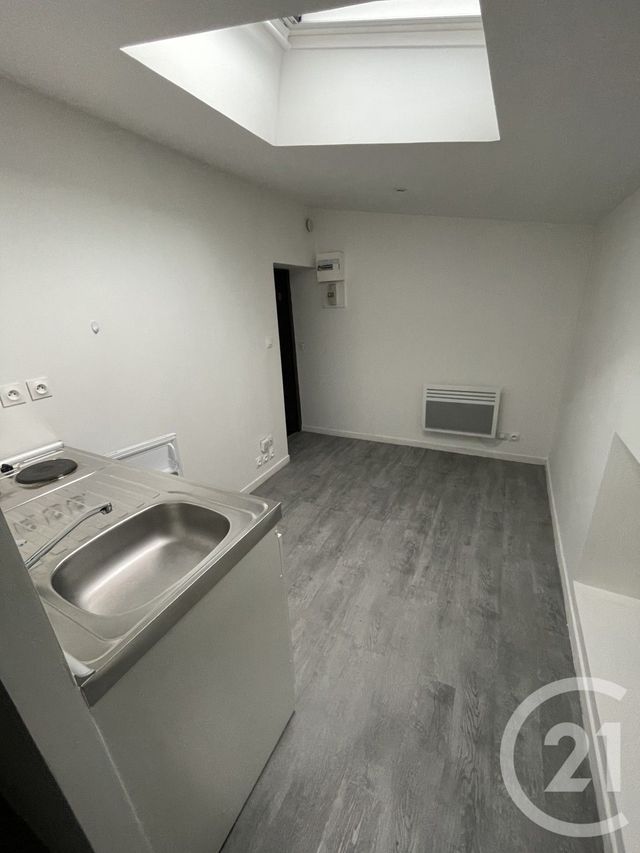 Appartement F1 à louer - 1 pièce - 11.26 m2 - BORDEAUX - 33 - AQUITAINE - Century 21 Talent Immobilier