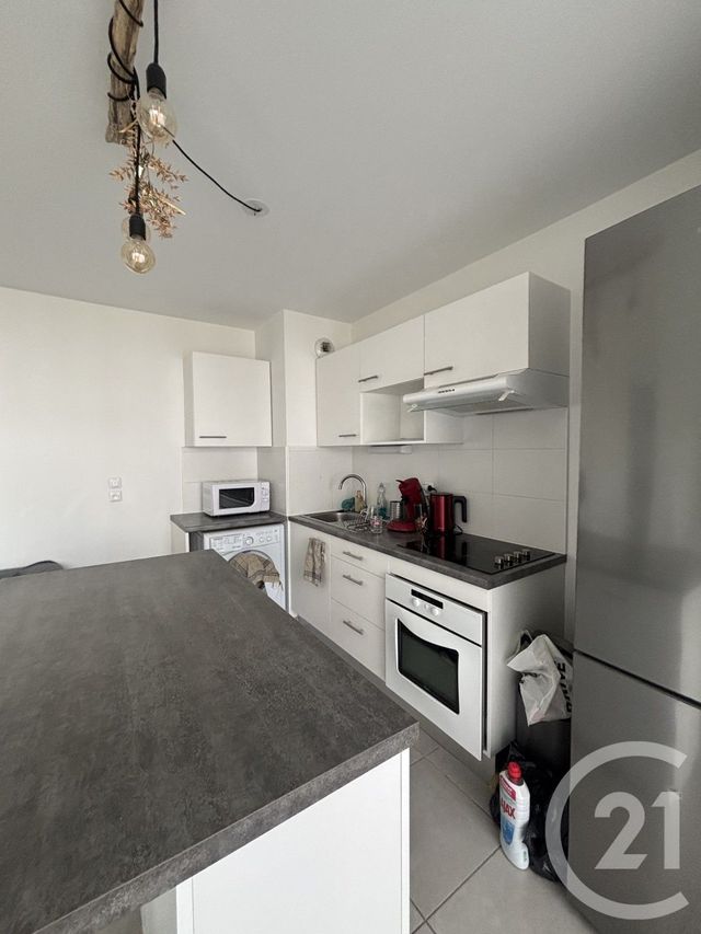 Appartement T2 à louer - 2 pièces - 40.02 m2 - VILLENAVE D ORNON - 33 - AQUITAINE - Century 21 Talent Immobilier