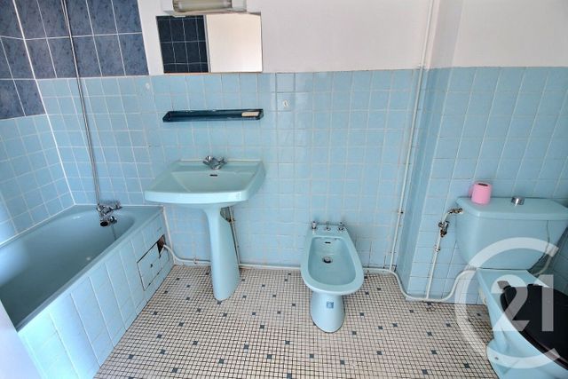 Appartement F1 à vendre - 1 pièce - 25.38 m2 - TALENCE - 33 - AQUITAINE - Century 21 Talent Immobilier