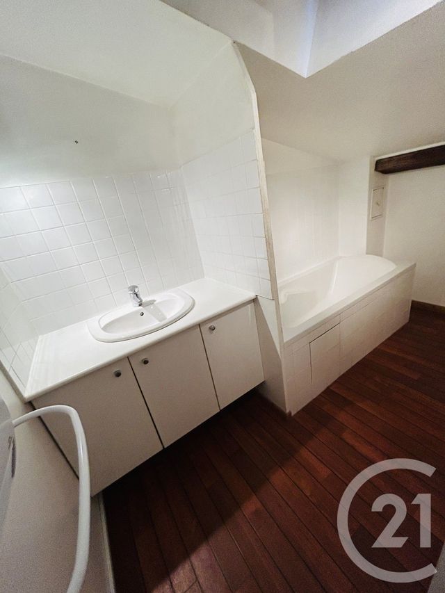 Appartement T1 à louer - 1 pièce - 36.75 m2 - BORDEAUX - 33 - AQUITAINE - Century 21 Talent Immobilier