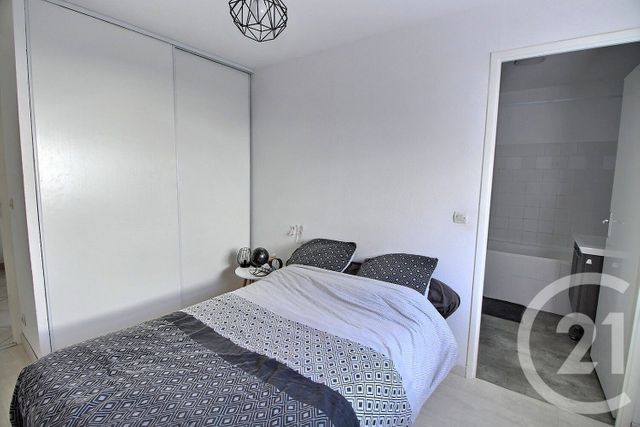 Appartement T2 à vendre - 2 pièces - 34.27 m2 - TALENCE - 33 - AQUITAINE - Century 21 Talent Immobilier