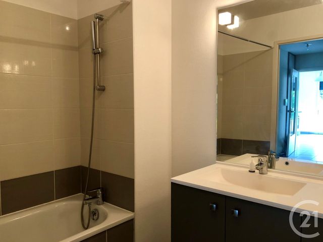 Appartement T3 à louer - 3 pièces - 69.4 m2 - BORDEAUX - 33 - AQUITAINE - Century 21 Talent Immobilier