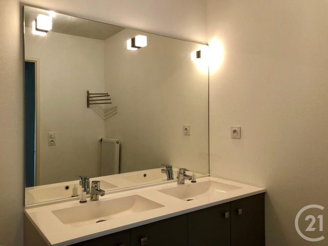 Appartement T3 à louer - 3 pièces - 69.4 m2 - BORDEAUX - 33 - AQUITAINE - Century 21 Talent Immobilier