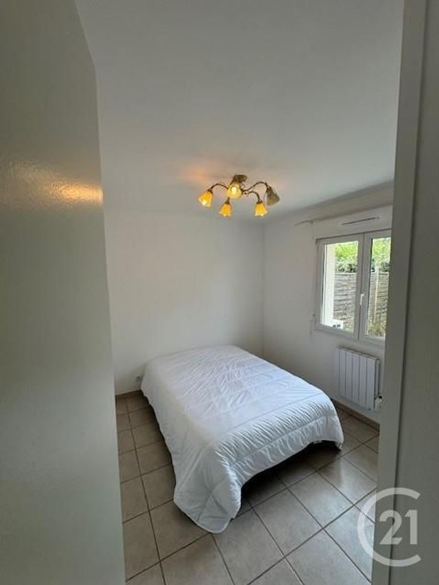 maison à louer - 3 pièces - 71.0 m2 - ST LOUBES - 33 - AQUITAINE - Century 21 Talent Immobilier