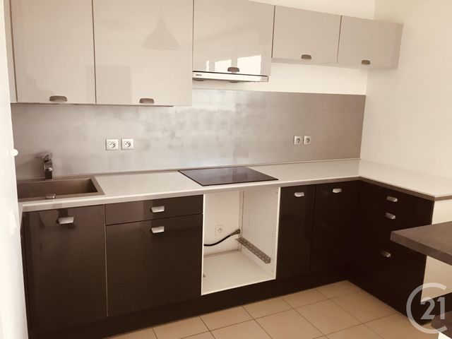 Appartement T2 à louer - 2 pièces - 41.7 m2 - VILLENAVE D ORNON - 33 - AQUITAINE - Century 21 Talent Immobilier