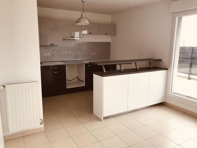 Appartement T2 à louer - 2 pièces - 41.7 m2 - VILLENAVE D ORNON - 33 - AQUITAINE - Century 21 Talent Immobilier