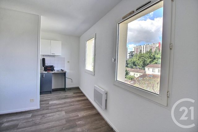 Appartement T2 à louer - 2 pièces - 41.52 m2 - TALENCE - 33 - AQUITAINE - Century 21 Talent Immobilier