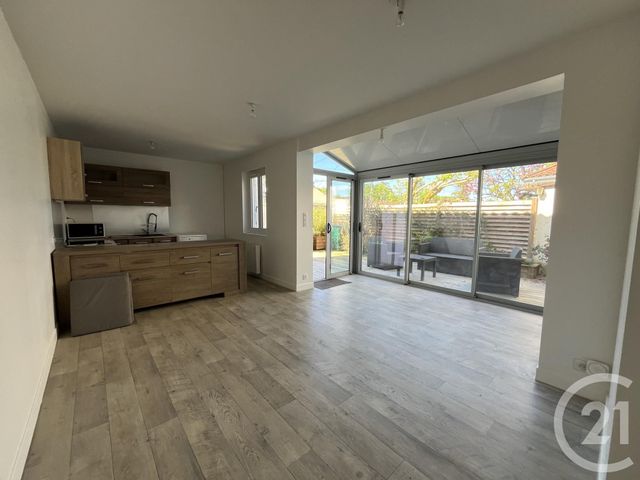 maison à louer - 3 pièces - 82.58 m2 - PESSAC - 33 - AQUITAINE - Century 21 Talent Immobilier