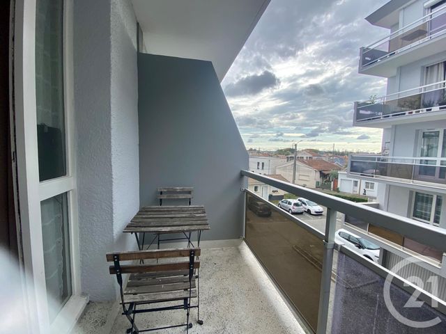 Appartement T1 à louer - 1 pièce - 19.21 m2 - TALENCE - 33 - AQUITAINE - Century 21 Talent Immobilier