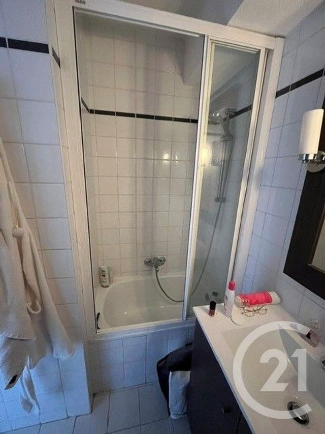 Appartement T1 à louer - 1 pièce - 17.79 m2 - BORDEAUX - 33 - AQUITAINE - Century 21 Talent Immobilier