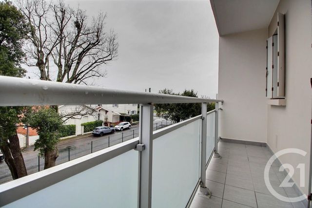 Appartement Studio à louer - 1 pièce - 25.01 m2 - TALENCE - 33 - AQUITAINE - Century 21 Talent Immobilier