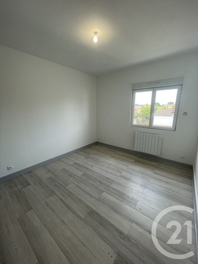 Appartement T2 à louer - 2 pièces - 45.32 m2 - VILLENAVE D ORNON - 33 - AQUITAINE - Century 21 Talent Immobilier
