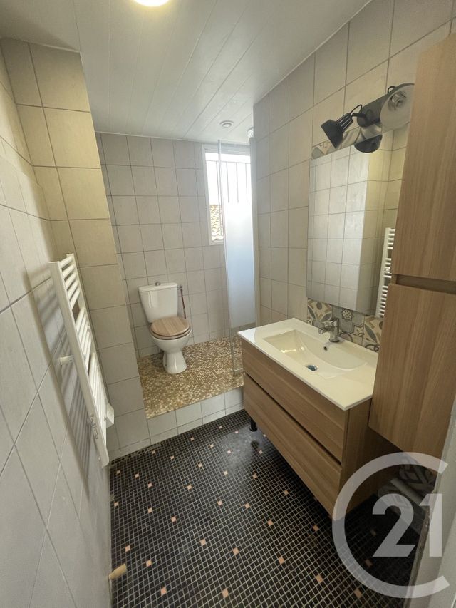 Appartement T2 à louer - 2 pièces - 45.32 m2 - VILLENAVE D ORNON - 33 - AQUITAINE - Century 21 Talent Immobilier