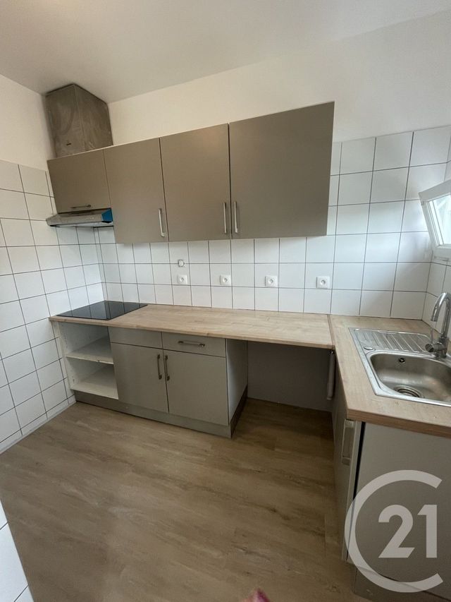 Appartement T2 à louer - 2 pièces - 45.32 m2 - VILLENAVE D ORNON - 33 - AQUITAINE - Century 21 Talent Immobilier