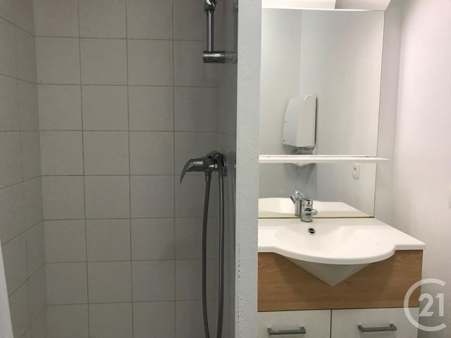 Appartement T1 à louer - 1 pièce - 19.75 m2 - TALENCE - 33 - AQUITAINE - Century 21 Talent Immobilier