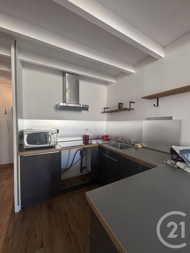 Appartement T1 à louer - 1 pièce - 36.96 m2 - BORDEAUX - 33 - AQUITAINE - Century 21 Talent Immobilier
