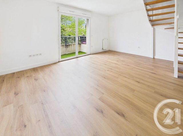 Appartement T3 à louer - 3 pièces - 72.89 m2 - VILLENAVE D ORNON - 33 - AQUITAINE - Century 21 Talent Immobilier
