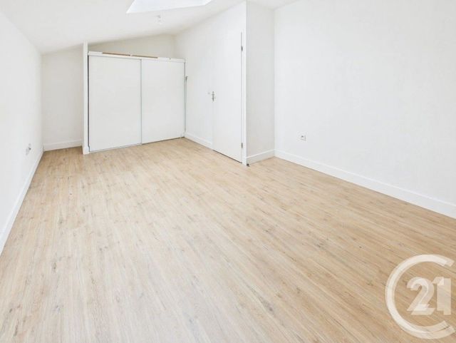 Appartement T3 à louer - 3 pièces - 72.89 m2 - VILLENAVE D ORNON - 33 - AQUITAINE - Century 21 Talent Immobilier