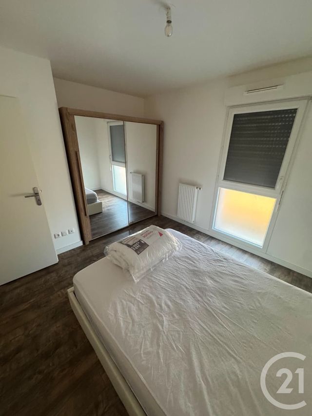 Appartement T2 à louer - 2 pièces - 42.8 m2 - VILLENAVE D ORNON - 33 - AQUITAINE - Century 21 Talent Immobilier