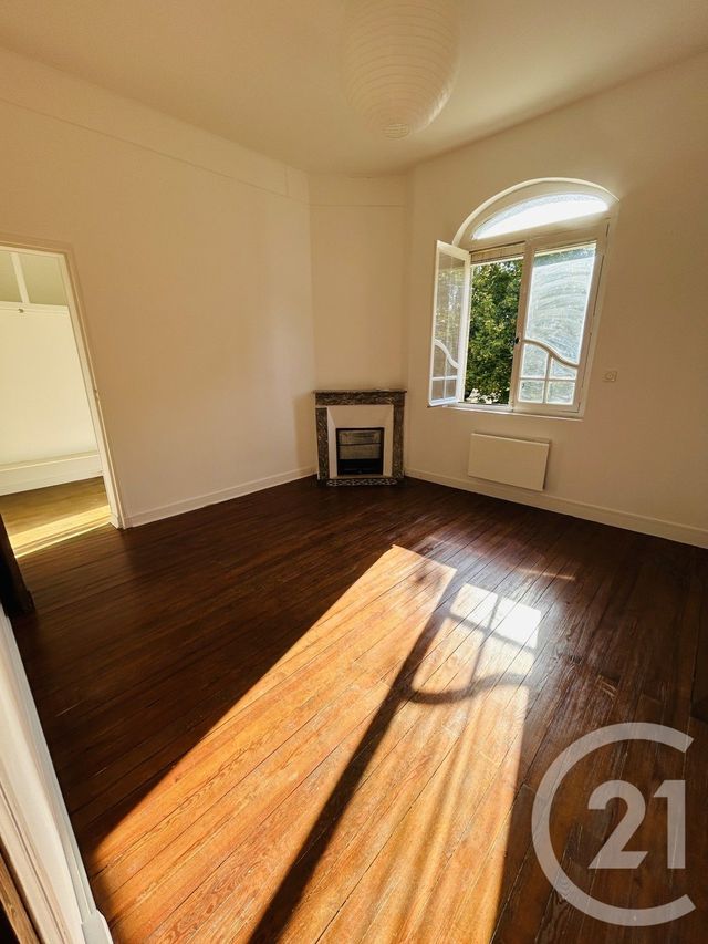 Appartement T2 à louer - 2 pièces - 50.99 m2 - BORDEAUX - 33 - AQUITAINE - Century 21 Talent Immobilier