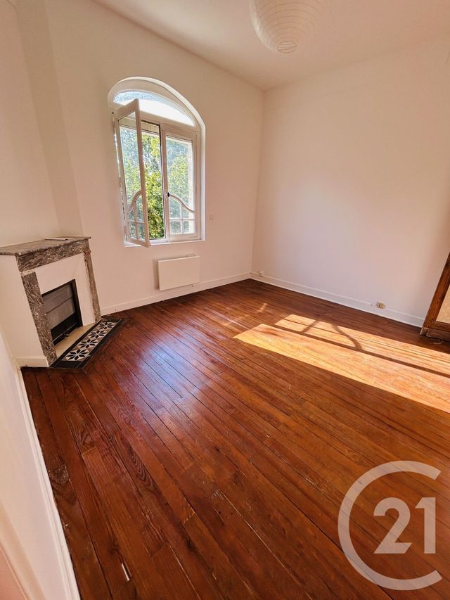 Appartement T2 à louer - 2 pièces - 50.99 m2 - BORDEAUX - 33 - AQUITAINE - Century 21 Talent Immobilier