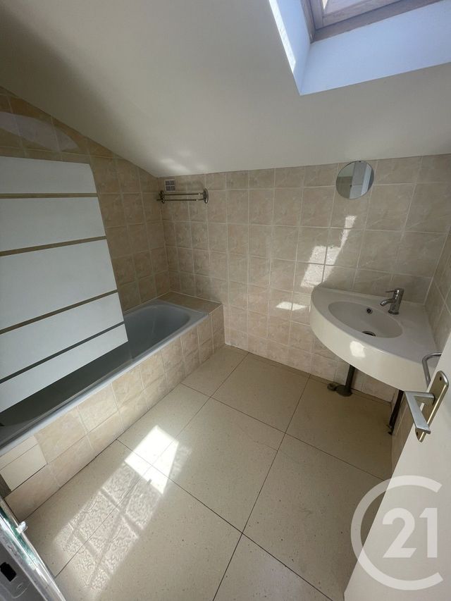 Appartement T3 à louer - 3 pièces - 54.13 m2 - TALENCE - 33 - AQUITAINE - Century 21 Talent Immobilier
