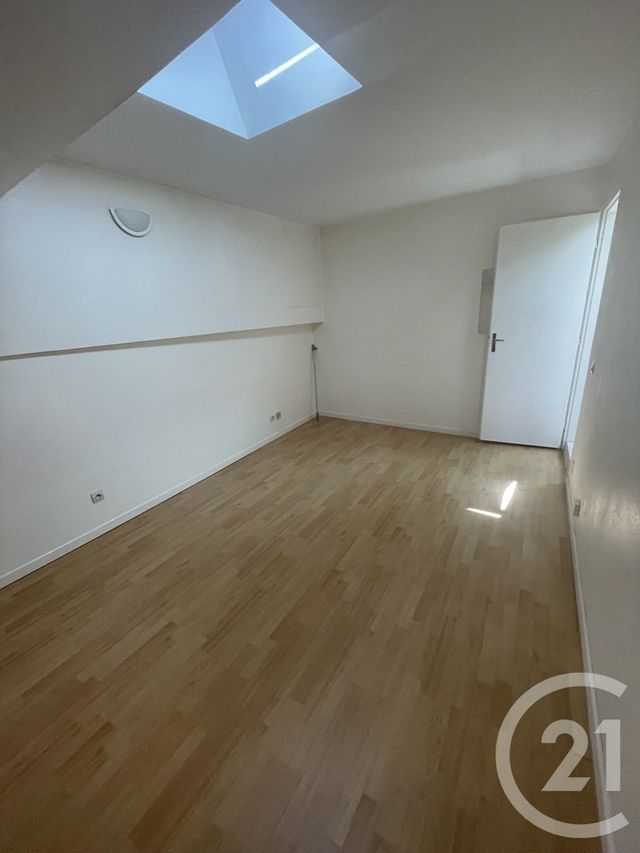 Appartement T3 à louer - 3 pièces - 54.13 m2 - TALENCE - 33 - AQUITAINE - Century 21 Talent Immobilier