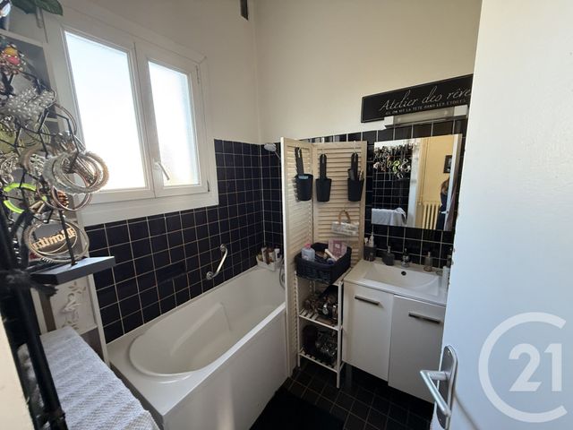 Appartement F2 à louer - 2 pièces - 44.19 m2 - TALENCE - 33 - AQUITAINE - Century 21 Talent Immobilier