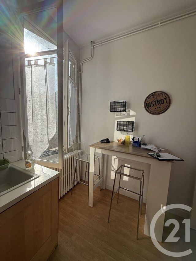 Appartement F2 à louer - 2 pièces - 44.19 m2 - TALENCE - 33 - AQUITAINE - Century 21 Talent Immobilier