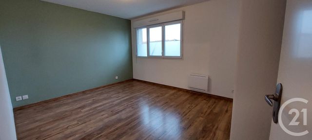 Appartement T4 à louer - 4 pièces - 90.99 m2 - VILLENAVE D ORNON - 33 - AQUITAINE - Century 21 Talent Immobilier